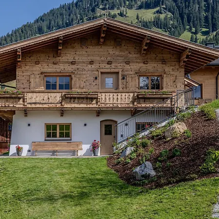 Waltenberghof Farma *